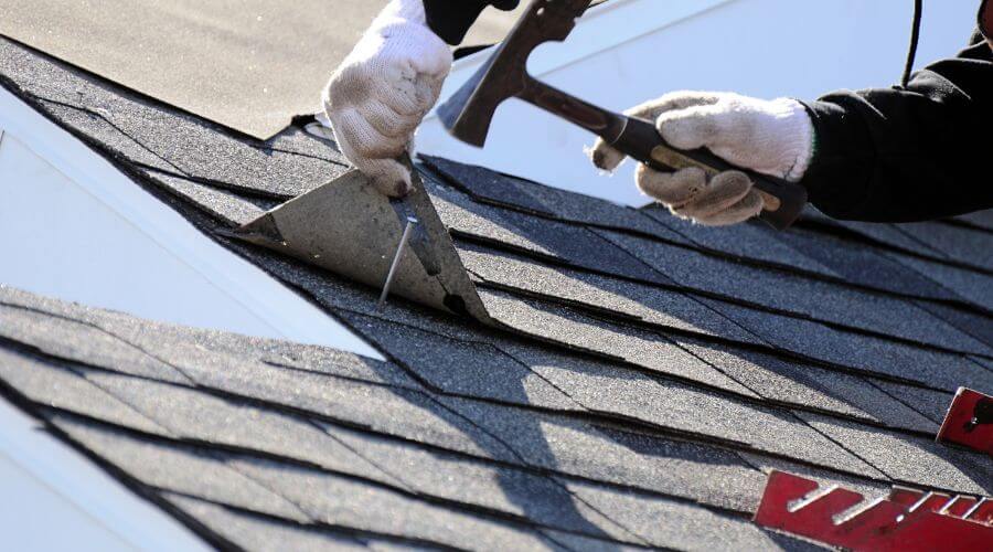 Professional gutter cleaning in Beallsville, PA